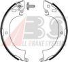 MITSUBISHI MB238523 Brake Shoe Set